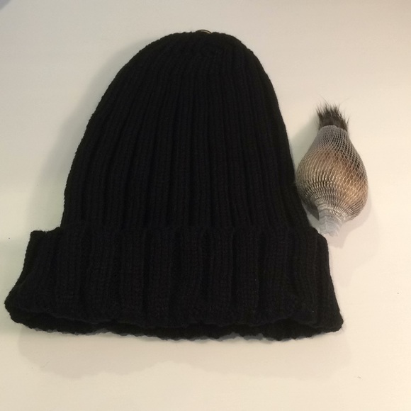 Black Knit Beanie with Removable Pom Pom - Picture 3 of 4
